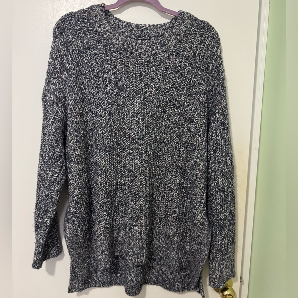 Aerie Black and White Knit Sweater